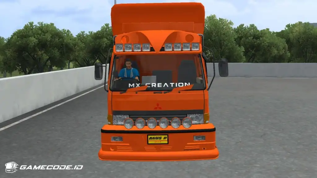 tampilan truk fuso sulawesi style dari depan