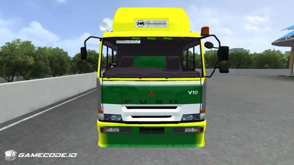 tampilan truk fuso tg ragil no terpal dari depan