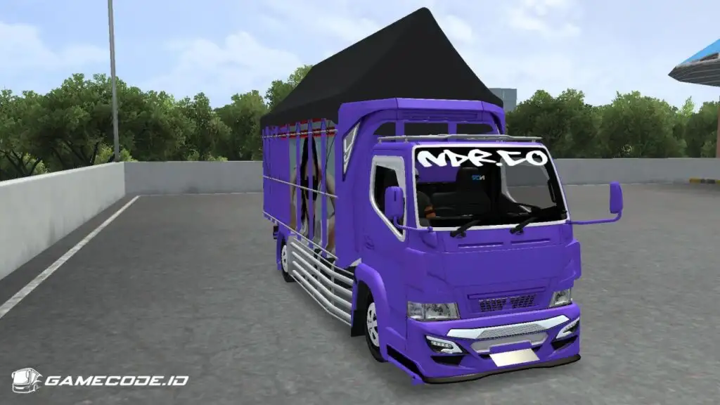Tampilan mod Truck Canter Ghaisan dari depan