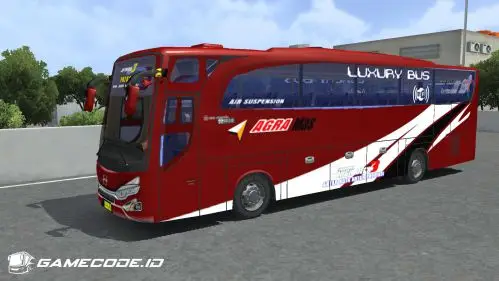 Desain livery merah marun dengan stripe putih